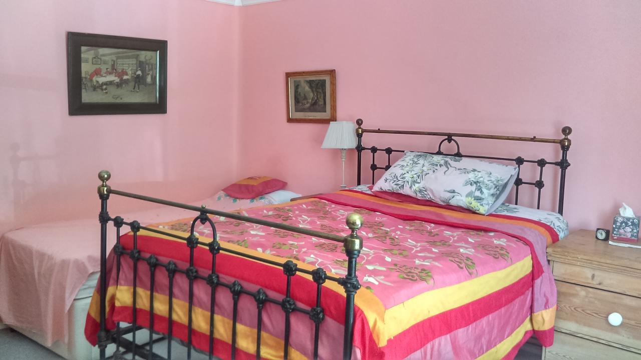 Orchard Pond Bed & Breakfast Дъксфорд Екстериор снимка